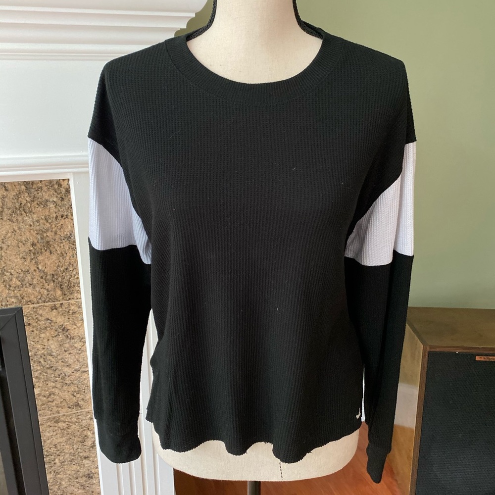 Hollister Women’s Long sleeve